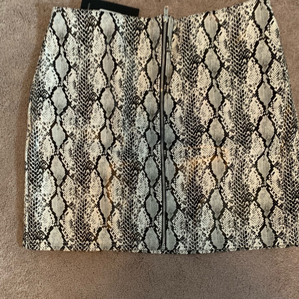NWT Snake Skin skirt